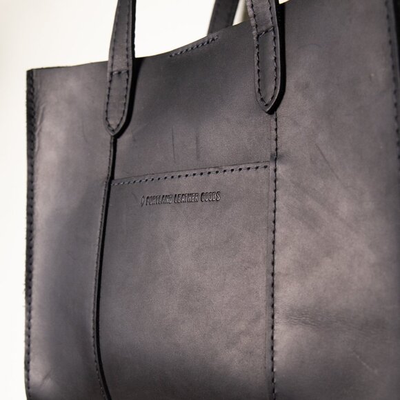 Portland Leather, Lola Tote - Picture 5 of 5